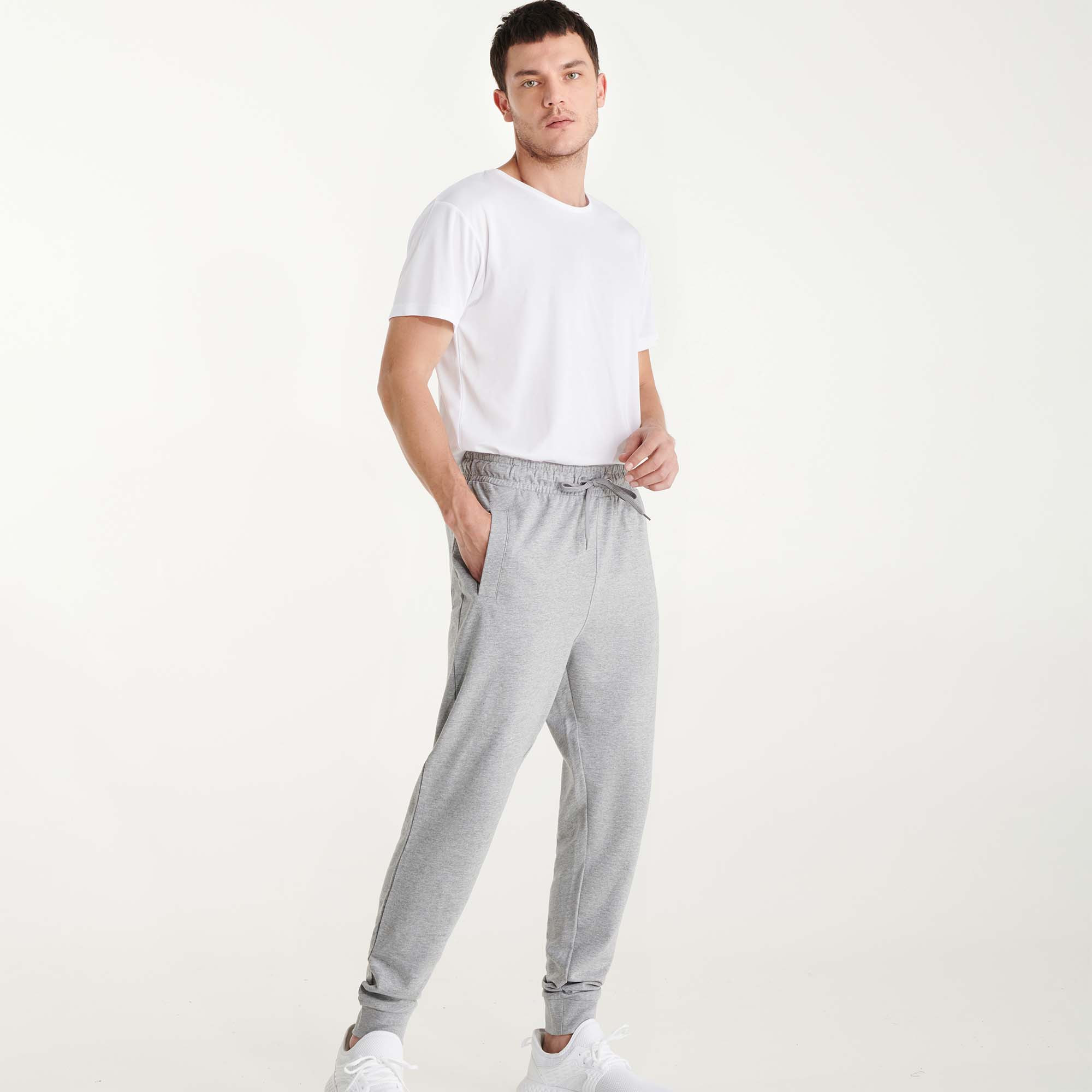 ▷ Pantalón Adelpho chándal hombre - Roly - Uniformes Luque